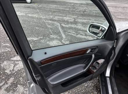 Mercedes-Benz - C-class