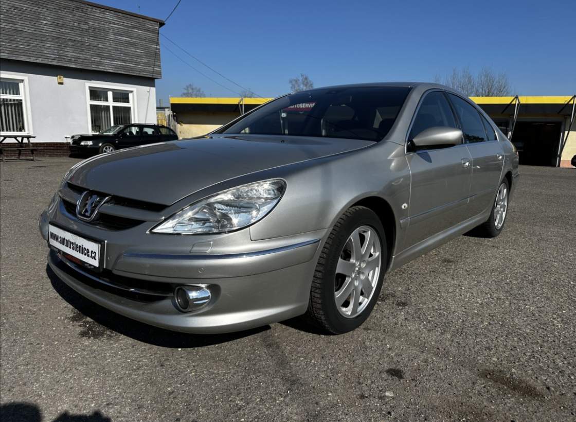Peugeot - 607