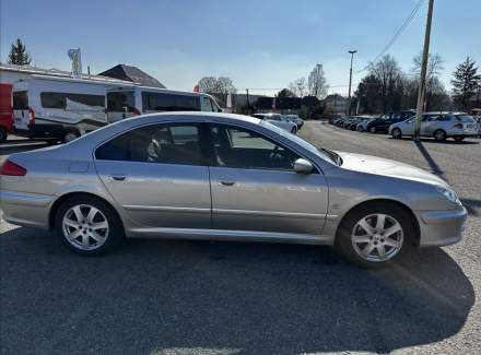 Peugeot - 607