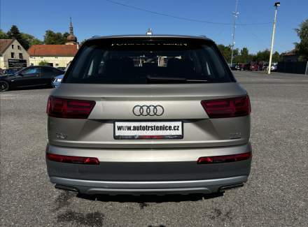 Audi - Q7