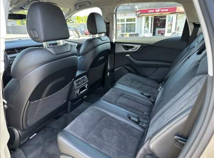 Audi - Q7