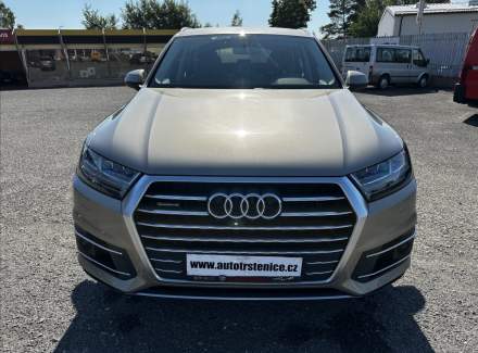 Audi - Q7