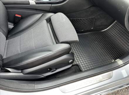 Mercedes-Benz - C-class