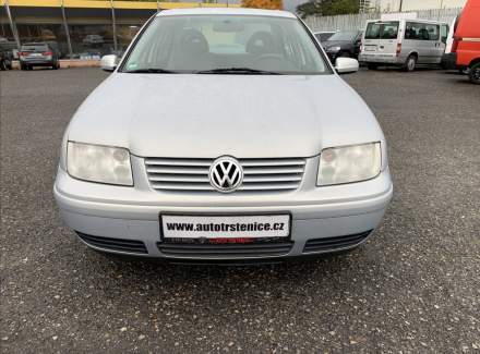 Volkswagen - Bora