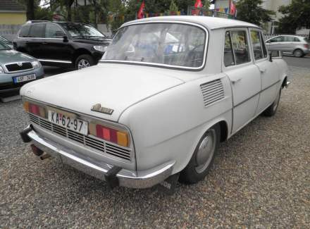 Škoda - 100