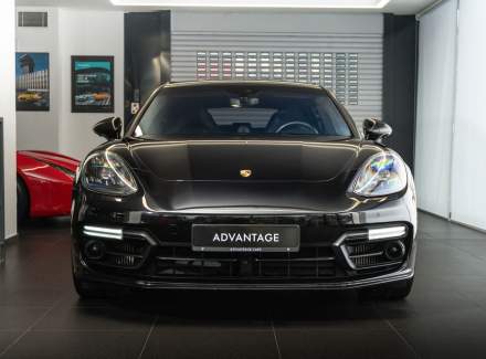 Porsche - Panamera