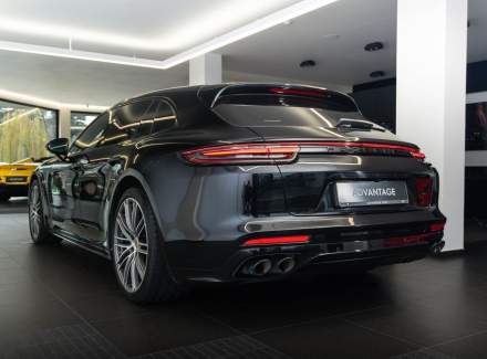 Porsche - Panamera