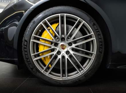 Porsche - Panamera