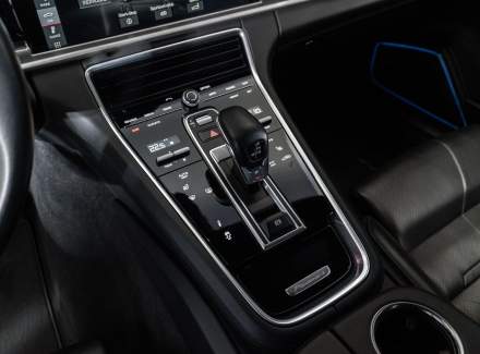 Porsche - Panamera