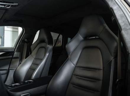 Porsche - Panamera