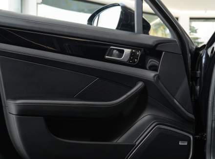 Porsche - Panamera