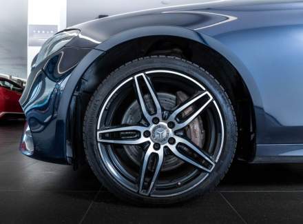 Mercedes-Benz - E-class