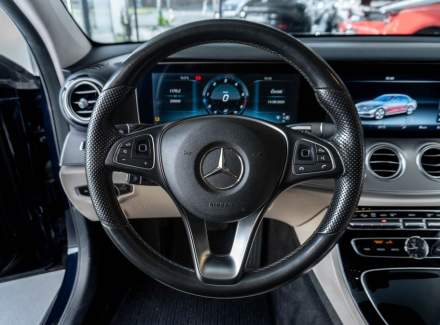 Mercedes-Benz - E-class