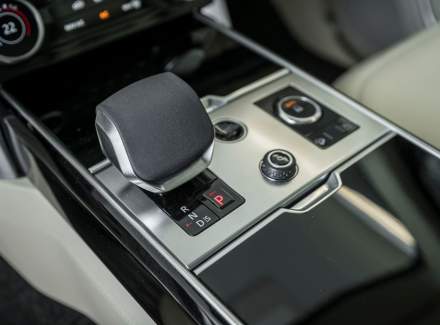 Land Rover - Range Rover