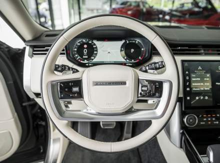 Land Rover - Range Rover