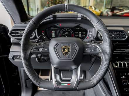 Lamborghini - Urus