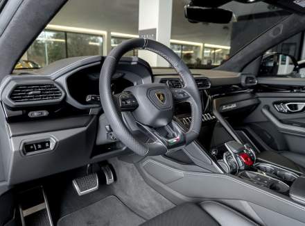 Lamborghini - Urus