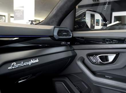 Lamborghini - Urus