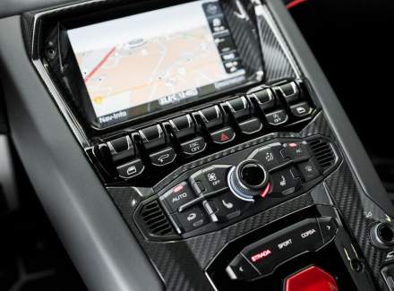 Lamborghini - Aventador