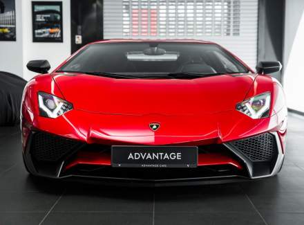 Lamborghini - Aventador