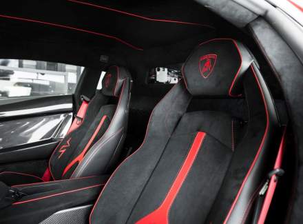 Lamborghini - Aventador