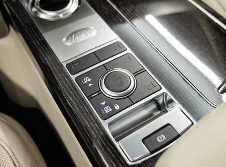 Land Rover - Range Rover