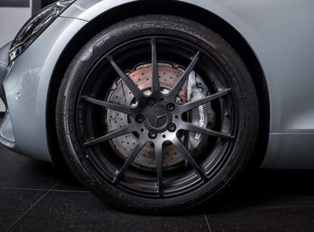 Mercedes-Benz - AMG GT