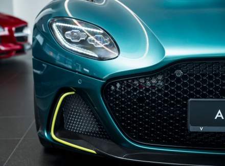 Aston Martin - DBS