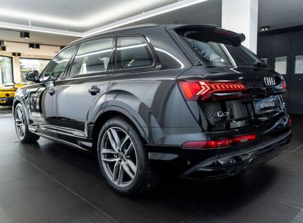 Audi - Q7