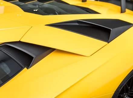 Lamborghini - Aventador