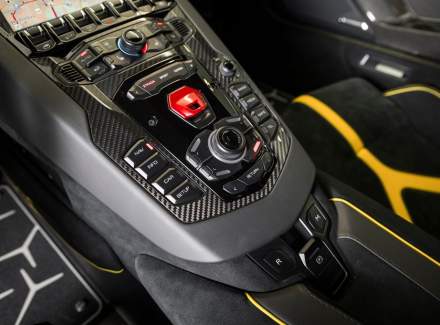 Lamborghini - Aventador