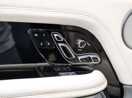 Land Rover - Range Rover