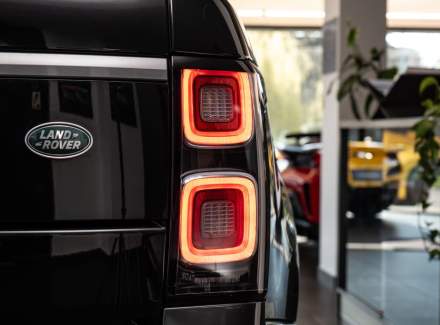 Land Rover - Range Rover