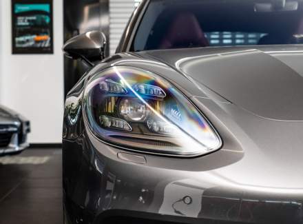 Porsche - Panamera