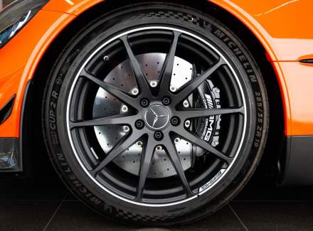 Mercedes-Benz - AMG GT