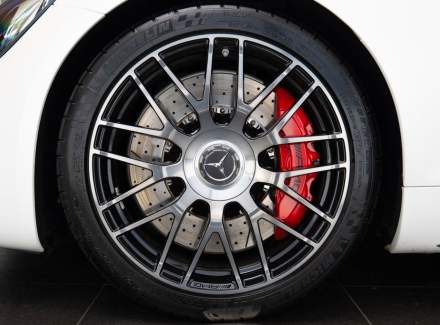 Mercedes-Benz - AMG GT