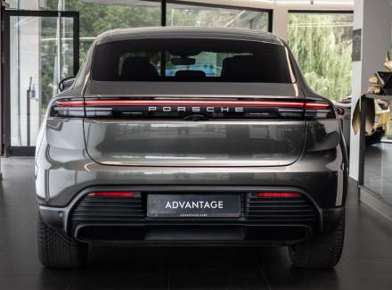 Porsche - Macan