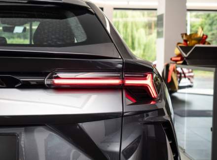 Lamborghini - Urus