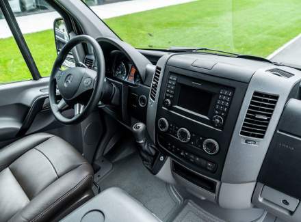 Mercedes-Benz - Sprinter