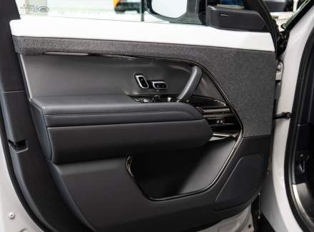 Land Rover - Range Rover Sport