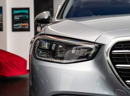 Mercedes-Benz - S-class