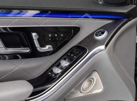 Mercedes-Benz - S-class