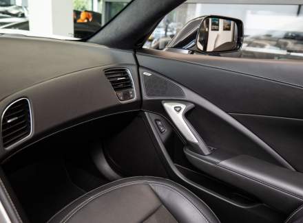 Chevrolet - Corvette