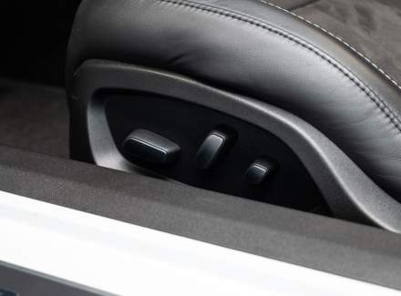 Chevrolet - Corvette