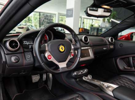 Ferrari - California