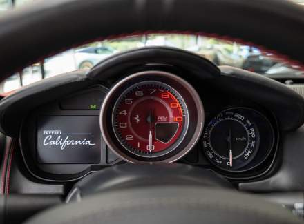 Ferrari - California