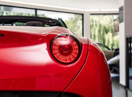 Ferrari - California