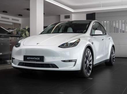 Tesla - Model Y