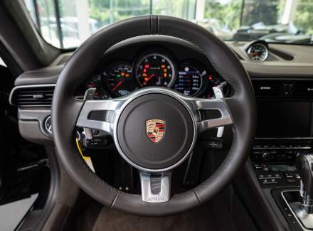 Porsche - 911