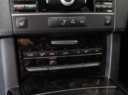 Mercedes-Benz - E-class